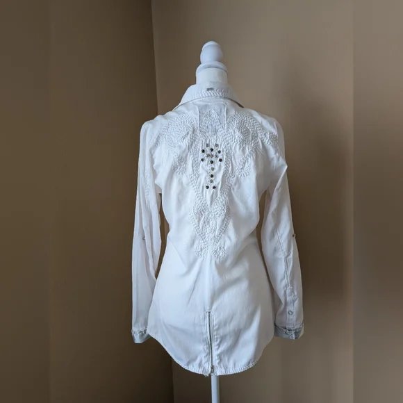Roar White Button-Up Rhinestone Women's Shirt - Picture 7 of 16